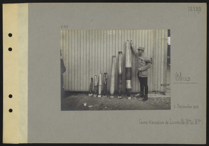 Lunéville (Meurthe-et-Moselle). Obus. Camp d'aviation