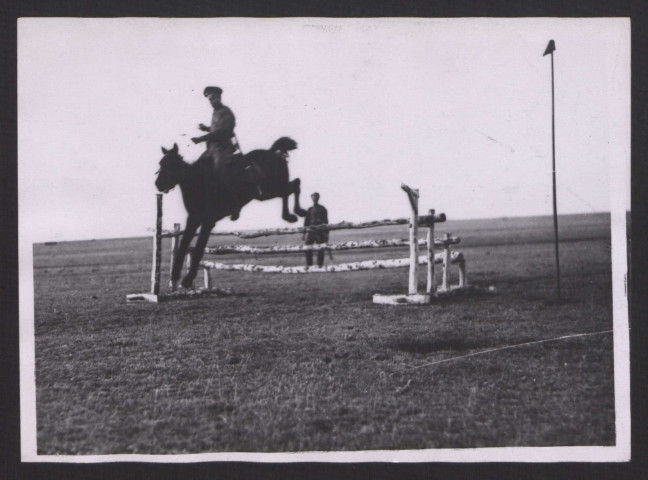 Omsk (Sibérie). Jeune recrue de l'armée russe à l'entraînement