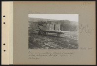 Saint-Cyr. Parc aéronautique. Champ d'aviation. Avion allemand aviatik capturé à Salonique