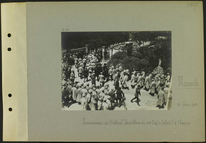 Moosch. Enterrement du lieutenant-colonel Dauvilliers, du 212e régiment d'infanterie, à l'hospice