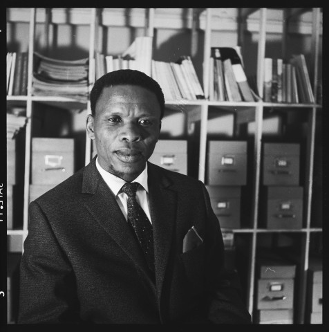 Portraits de personnes et réunion