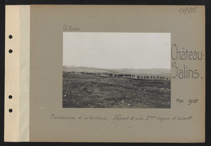 Château-Salins. Manœuvres d'infanterie. Départ d'une deuxième vague d'assaut