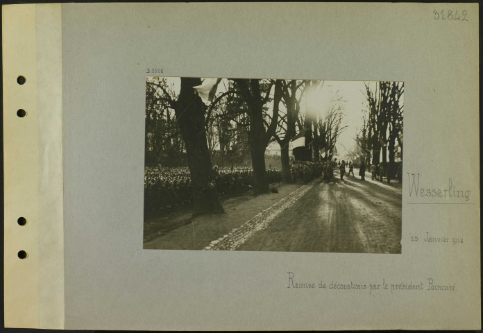 Wesserling. Remise de décorations par le président Poincaré