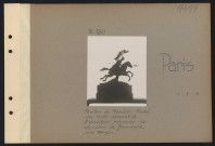 Paris. Pavillon de Marsan. Musée des arts décoratifs. Exposition polonaise. Le cheVAL ier de Grunwald, par Kergin