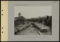 Arras. Chemin de fer britannique à voie étroite dans une tranchée