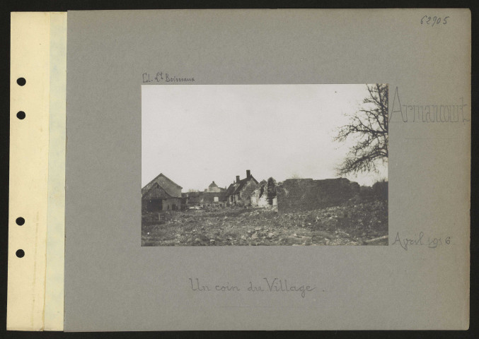 Armancourt. Un coin du village