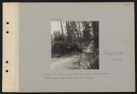 Canny-sur-Matz. Le ruisseau du Matz, à la sortie du village, après un tir de destruction allemand sur un pièce isolée, établie près du ruisseau