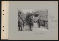 Monchy-Humières. Convoi d'évacués civils