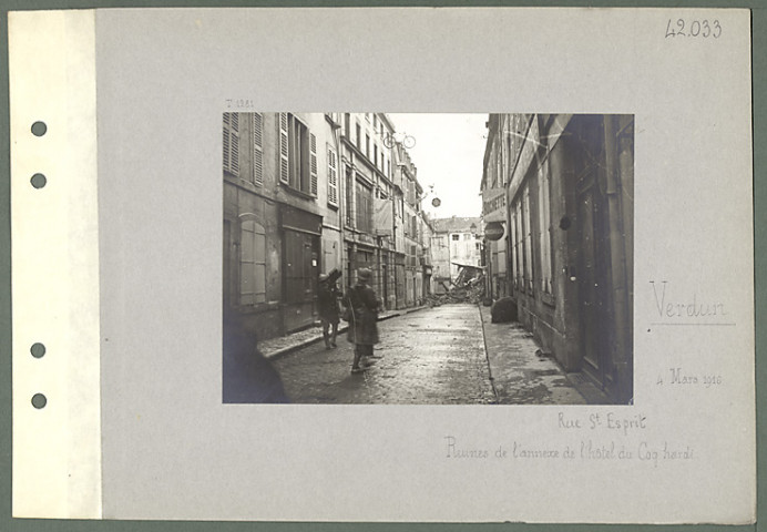 Verdun. Rue Saint-Esprit. Ruines de l'annexe de l'hôtel du Coq hardi