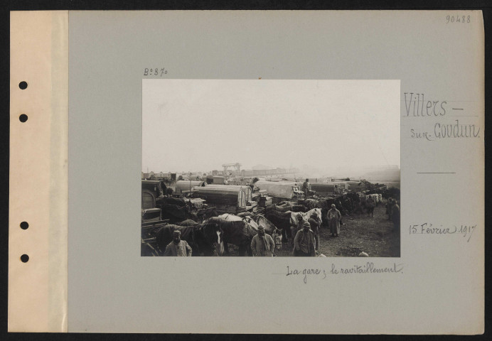 Villiers-sur-Coudun. La gare ; le ravitaillement
