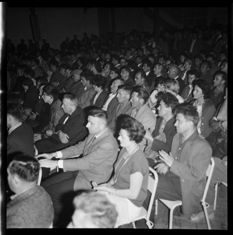 Grève des paysans à Clermont-Ferrand : meeting à la Maison du peuple