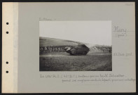 Méry (près). Le 154e RI (42e DI) soutenu par un tank Schneider prend ses emplacements de départ pour une contre-attaque