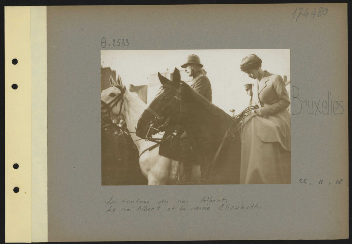 Bruxelles. La rentrée du roi Albert. Le roi Albert et la reine Elisabeth