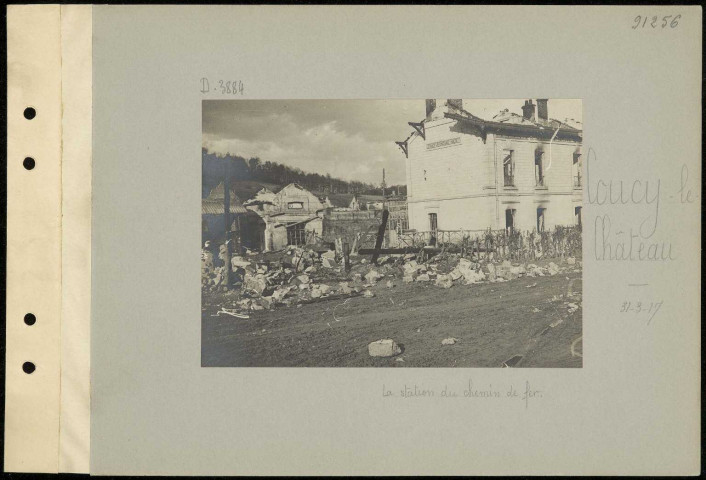 Coucy-le-Château. La station du chemin de fer