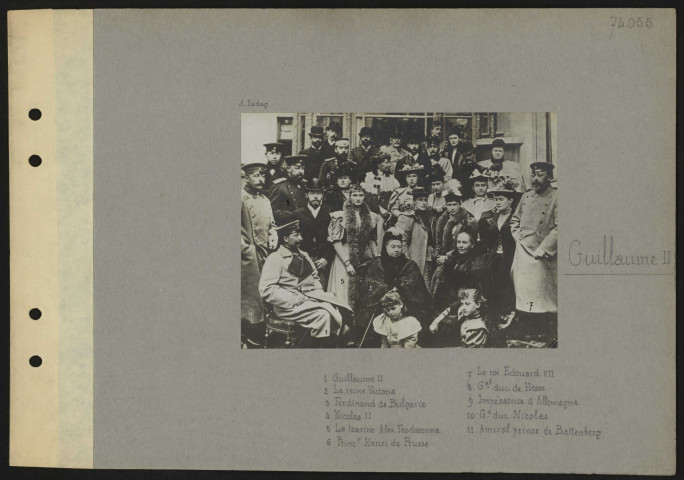 Guillaume II. 1 - Guillaume II ; 2 - la reine Victoria ; 3 - Ferdinand de Bulgarie ; 4 - Nicolas II ; 5 - la tsarine Alexandra Feodorovna ; 6 - princesse Henri de Prusse ; 7 - le roi Edouard VII ; 8 - général duc de Hesse ; 9 - impératrice d'Allemagne ; 10 - grand-duc Nicolas ; 11 - amiral prince de Battenberg