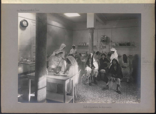 Tunis. Salle d'opérations du dispensaire