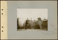 Reims. Hôtel de ville. Incendie pendant un bombardement par obus incendiaires