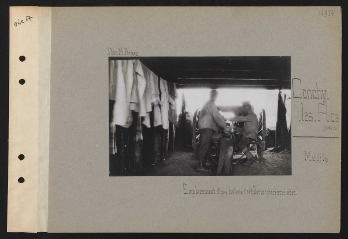 Conchy-les-Pots (près de). Emplacement d'une batterie d'artillerie : pièce sous abri