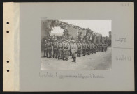 Lagny. Le 14 juillet à Lagny : murs décorés de feuillages pour la fête nationale