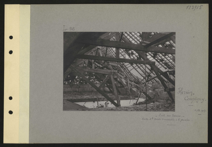 Hersin-Coupigny. École des Sœurs. Salle Sainte-Barbe bombardée