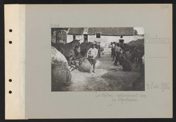 Montmacq. Le château : cantonnement dans les dépendances
