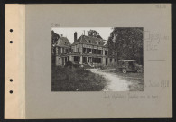 Choisy-au-Bac. Le château : façade sur le parc