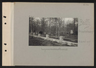 Bailly (près de route de Sempigny). Le grand cimetière allemand
