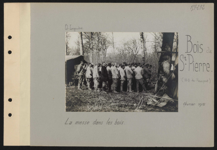 Bois de Saint-Pierre. La messe dans les bois
