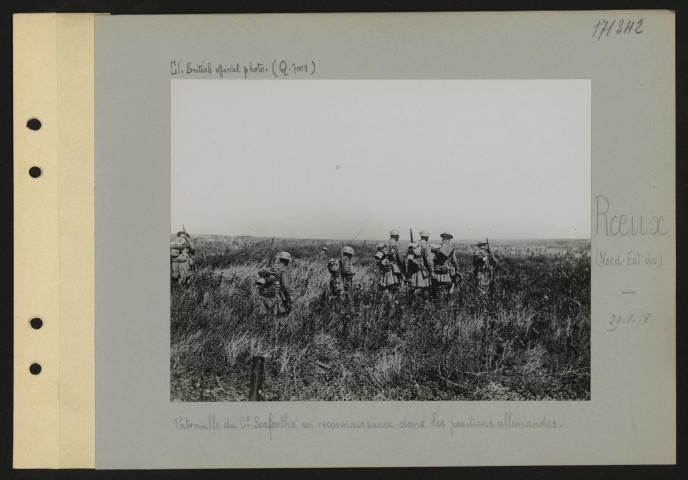 Roeux (nord-est de). Patrouille du 6e Seaforths en reconnaissance dans les positions allemandes