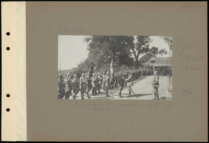 Fleur Fontaine (près Amance). Remise de la croix de la Légion d'honneur au commandant Guelot du 81e régiment d'artillerie territoriale