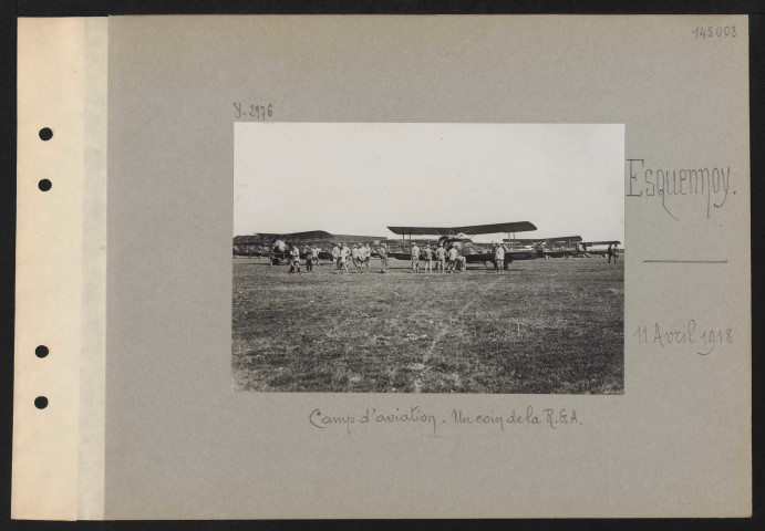 Esquennoy. Camp d'aviation. Un coin de la RGA
