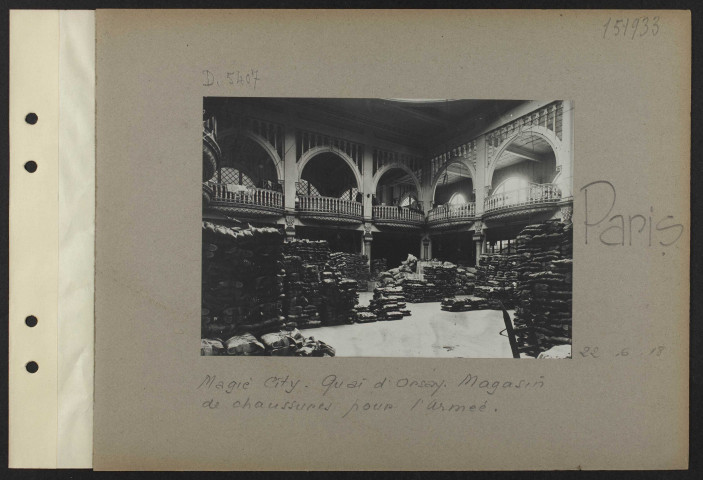Paris. Magic City, quai d'Orsay. Dégradations commises pendant l'occupation par les services des cuirs de l'armée