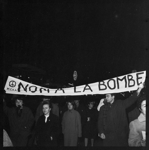 Manifestation du MCAA à la gare Saint-Lazare