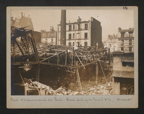 Raid d'avions ennemis sur Paris. Rue du faubourg du Temple numéro 83