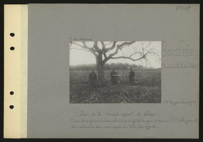 Bois Crépey (près et nord-ouest de Lihons). Près de la cheminée signal de Lihons : une des premières stations géodésiques pour l'établissement du réseau du canevas de tir de 1914