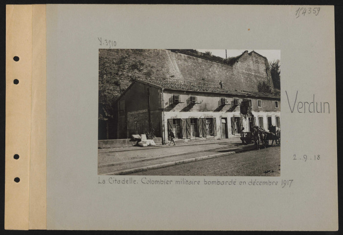 Verdun. La citadelle. Colombier militaire bombardé en décembre 1917