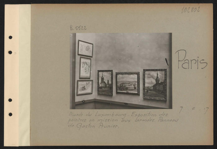 Paris. Musée du Luxembourg. Exposition des peintres en mission aux armées. Panneau de Gaston Prunier