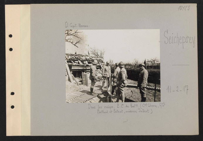 Seicheprey. Dans les ruines du village. PC de bataillon (commandant Lherm, sous-lieutenant Paillard, médecin Jubert)