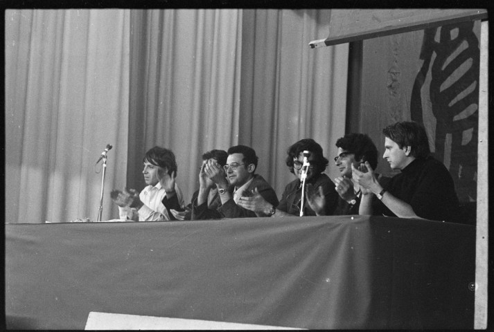 Meeting du Parti communiste