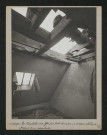 Rue Bourdaloue numéro 5. Effets d'une bombe lancée par un aviateur allemand (plafond d'une mansarde)