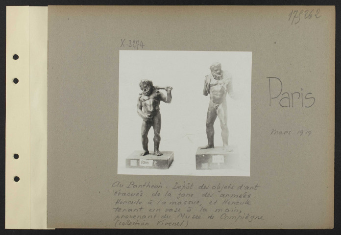 Paris. Au Panthéon. Dépôt des objets d'art évacués de la zone des armées. Hercule à la massue, et Hercule tenant un vase à la main, provenant du musée de Compiègne (collection Vivenel)