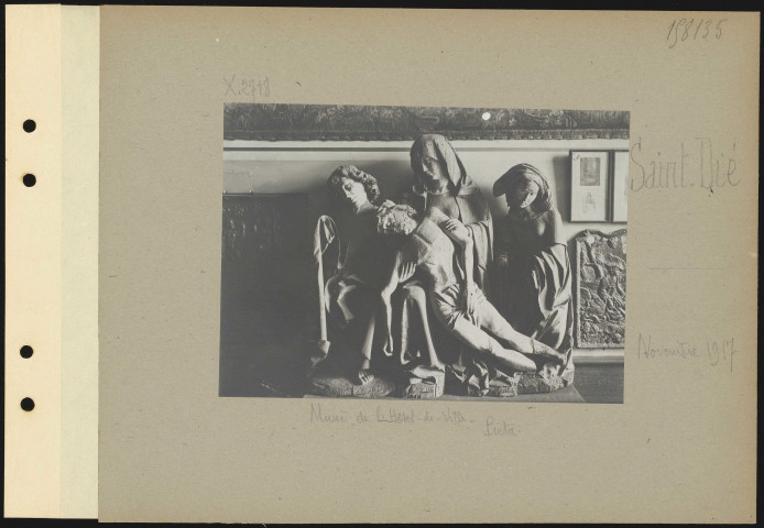 Saint-Dié. Musée de l'hôtel-de-ville. Pieta
