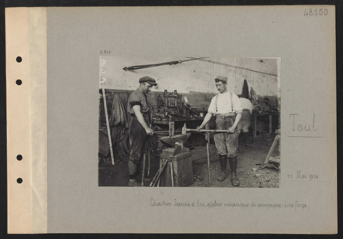 Toul. Quartier Jeanne d'Arc. Atelier mécanique de campagne : une forge