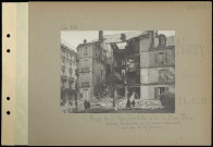 Nancy. Angle de la rue Gambetta et de la place Thiers. Maison bombardée par les avions allemands (raid des 26-27 février)