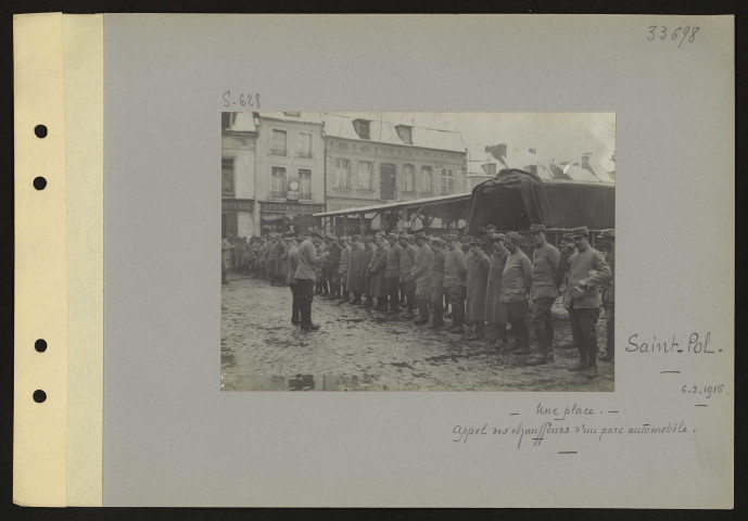 Saint-Pol. Une place. Appel des chauffeurs d'un parc automobile