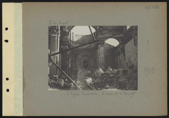 S.l. L'église bombardée. Le chœur et le transept