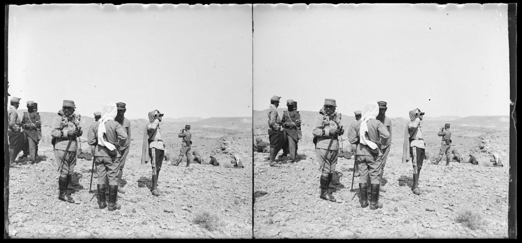 [Groupe de militaires]