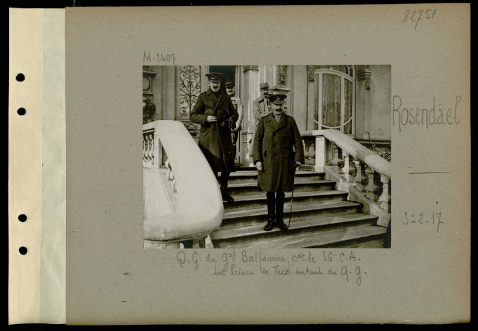 Rosendäel. Quartier général du général Balfourier, commandant le 36e C.A. Le prince de Teck sortant du quartier général