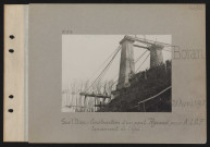 Boran. Sur l'Oise : construction d'un pont Pigeaud pour ALGP : lancement de l'épi