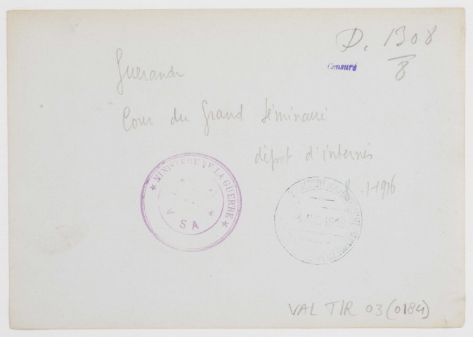 Guerande. Cour du grand séminaire. Dépôt d'internés